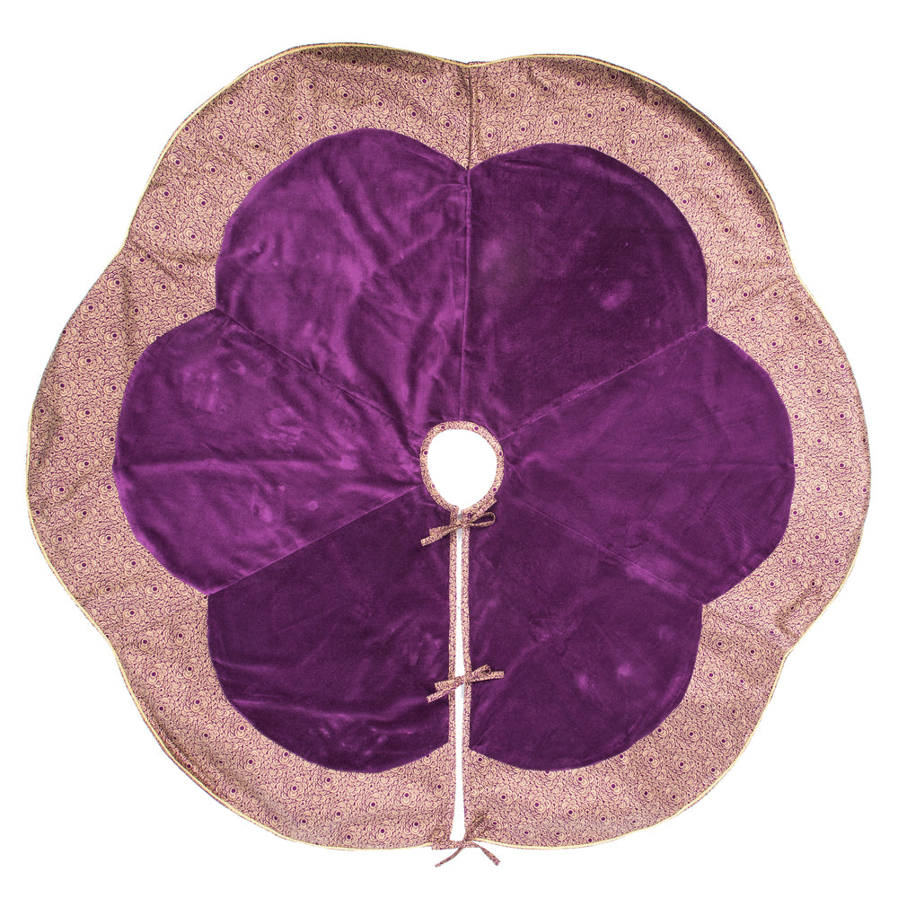 Regal Tree Skirt