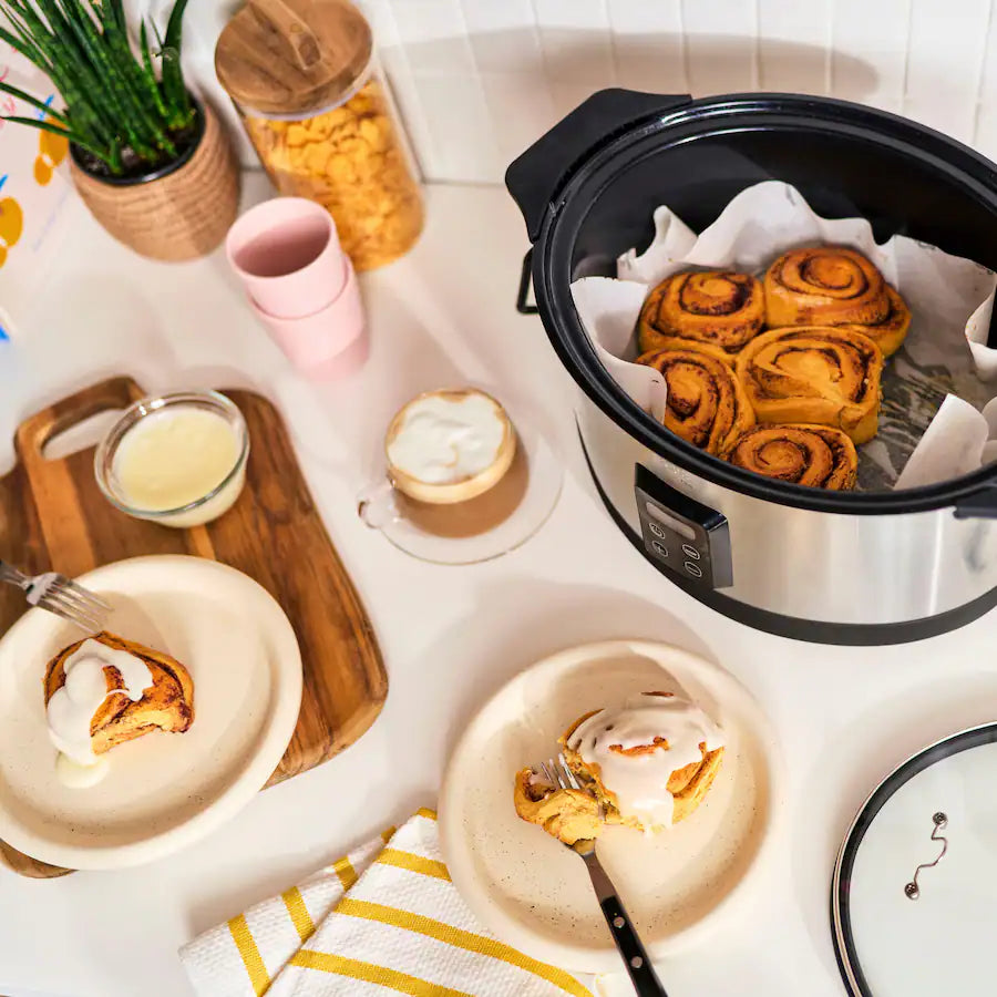 Bella PRO 7 Quart Programmable Slow Cooker with Searing Function, Stainless Steel