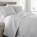 Circles Classic Quilt Set, Light Grey