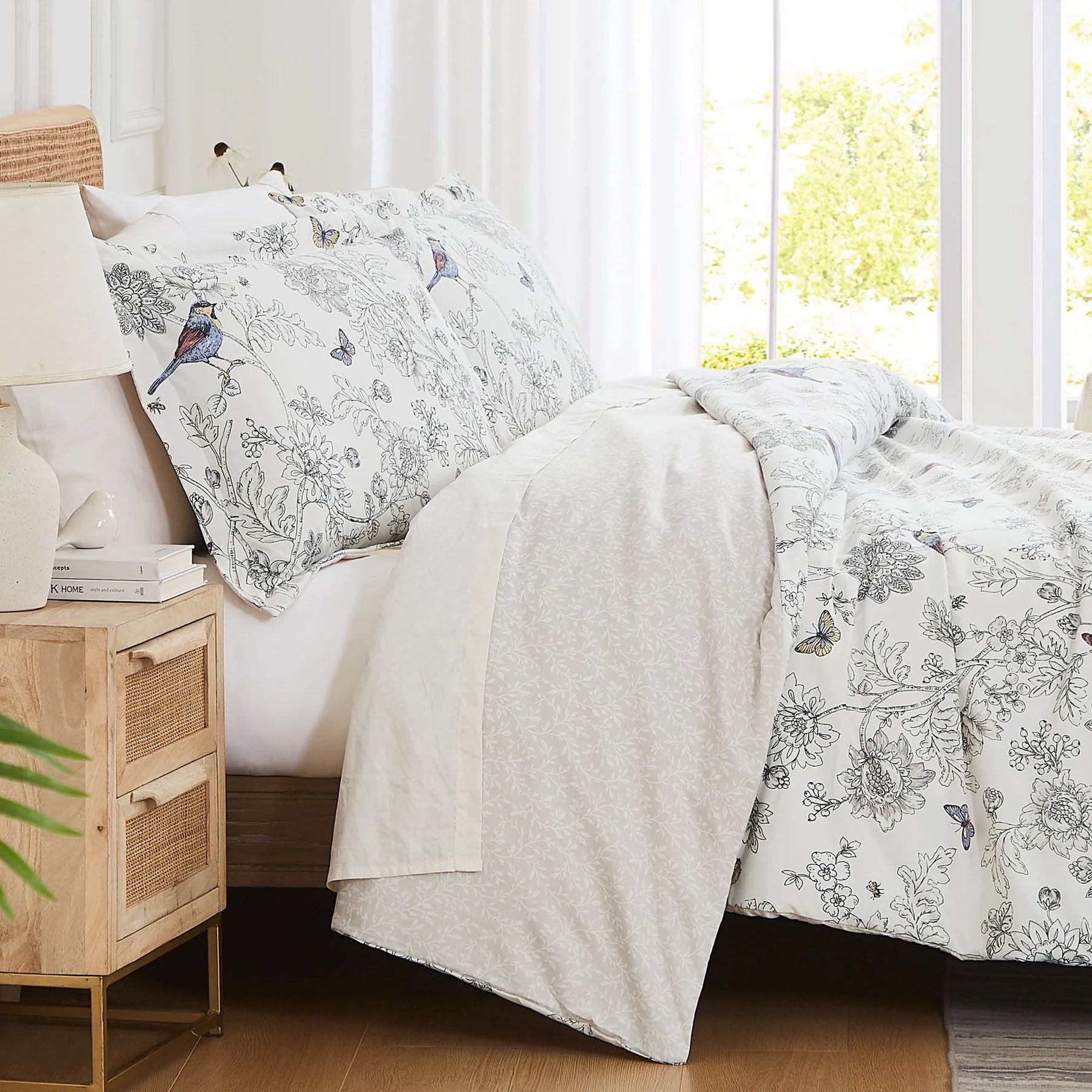 Garden Bird Reversible Duvet Cover Set