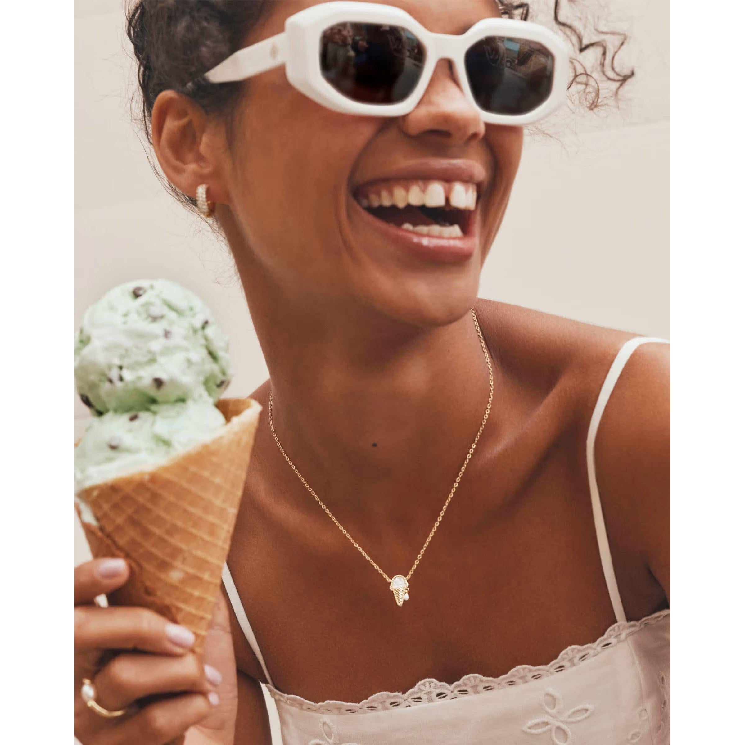Kendra Scott Ice Cream Reversible Necklace, Mother of Pearl