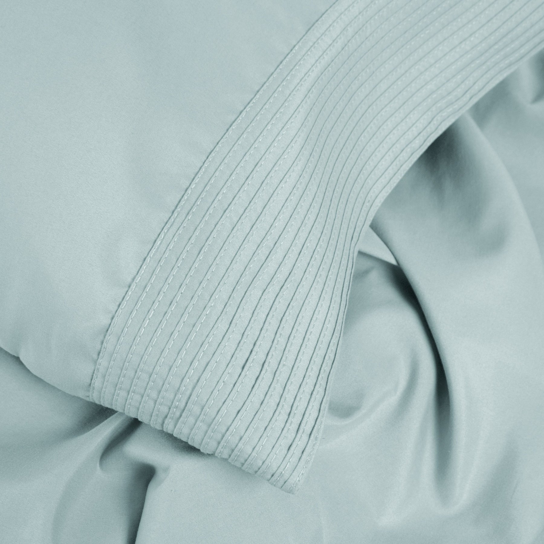 Pintuck Luxe Microfiber 4 Piece Sheet Set, Blue