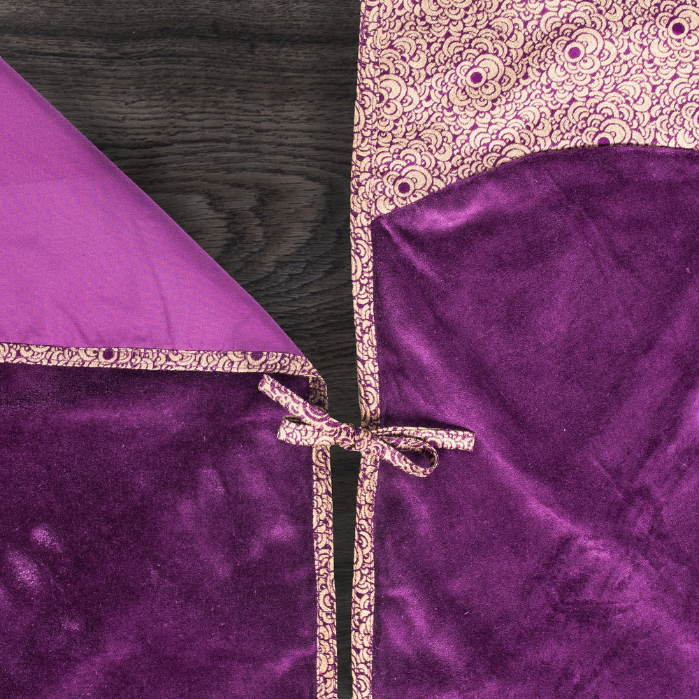 Regal Tree Skirt
