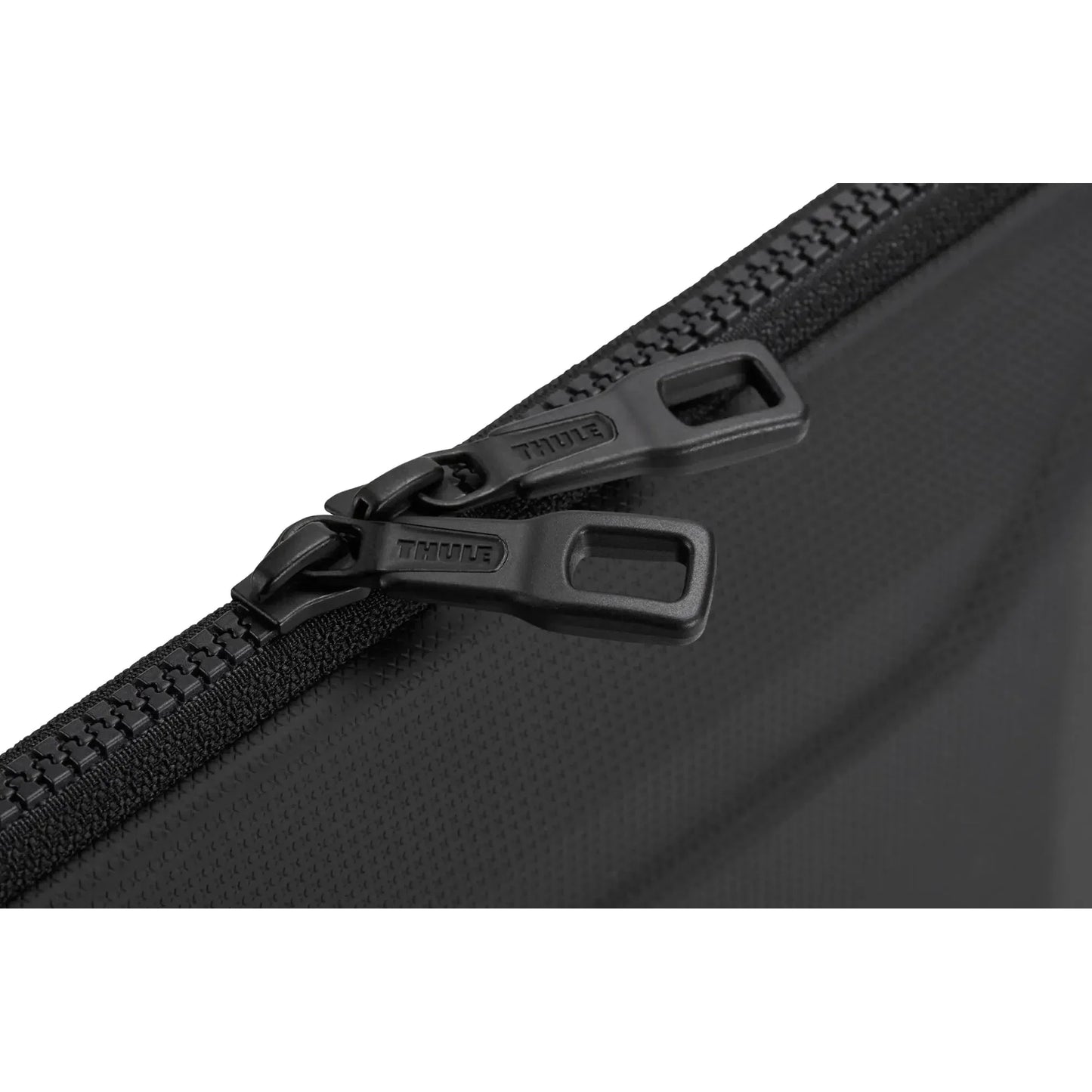 Thule Gauntlet Laptop Sleeve for Apple MacBook for 15" or 16", Black